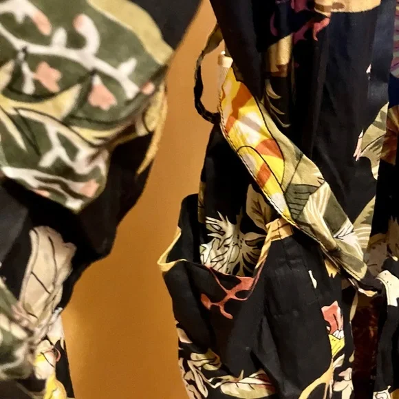 Floral Black Handmade Robe - Elegant Botanical Print - Picture 3 of 6